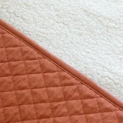 Poncho chaud de voyage pady quilted brick