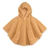 Poncho chaud de voyage teddy bouclette ocre