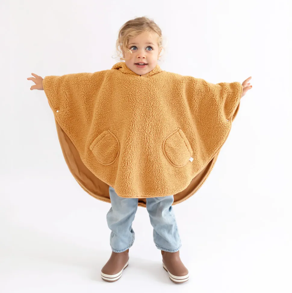 Poncho chaud de voyage teddy bouclette ocre