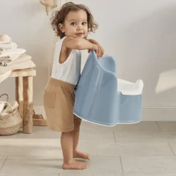 Pot fauteuil bleu profond et blanc