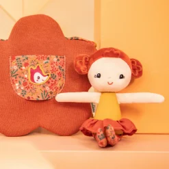 Poupée et sac à main fleur adèle