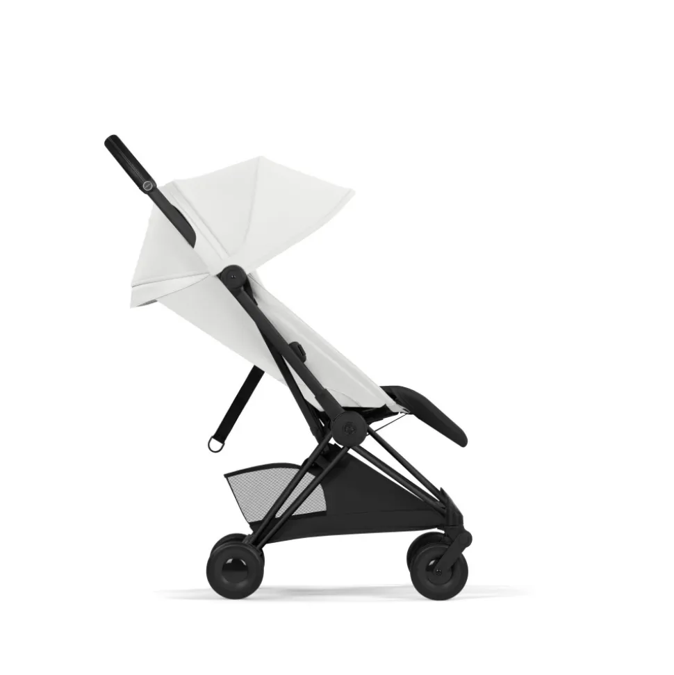 Poussette compacte voyage coya 2 style châssis matt black off white