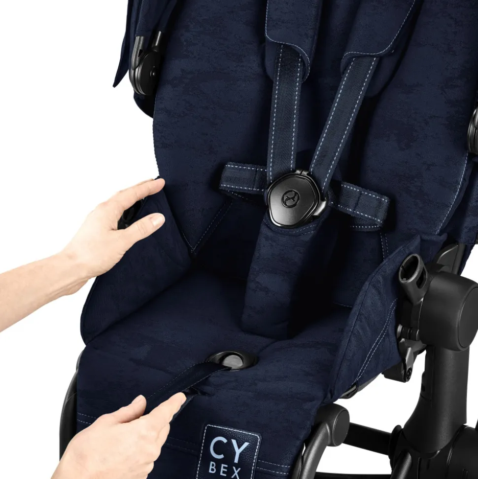 Poussette e-priam 2 rebellious luxury denim blue châssis matt black