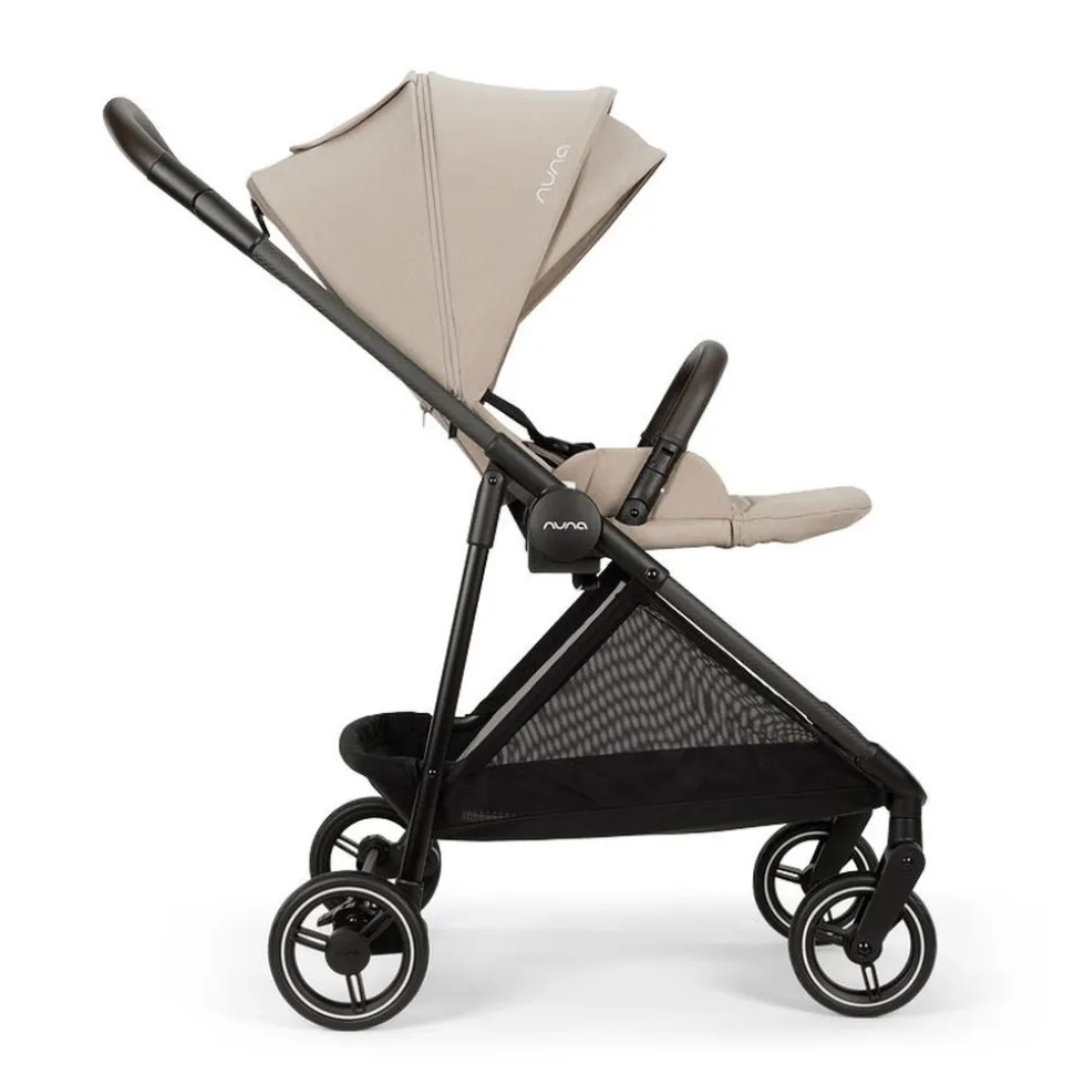 Poussette trio ixxa next + siège auto arra flex + nacelle lytl chateau