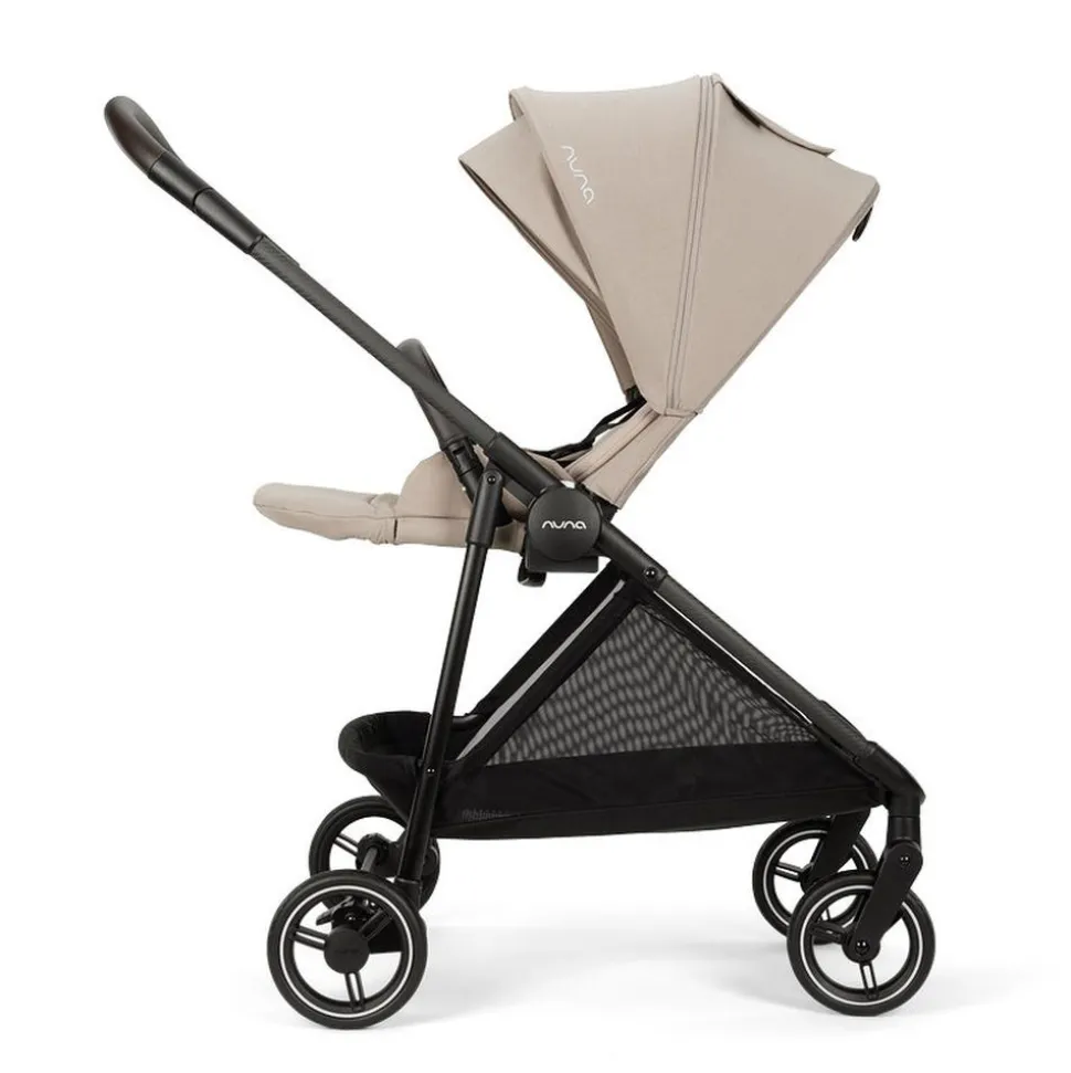 Poussette trio ixxa next + siège auto arra flex + nacelle lytl chateau