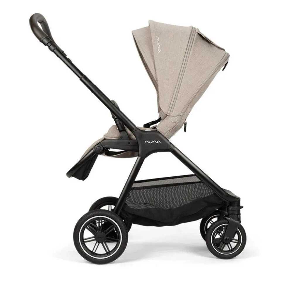 Poussette trio triv next + siège auto pipa urbn + nacelle lytl chateau