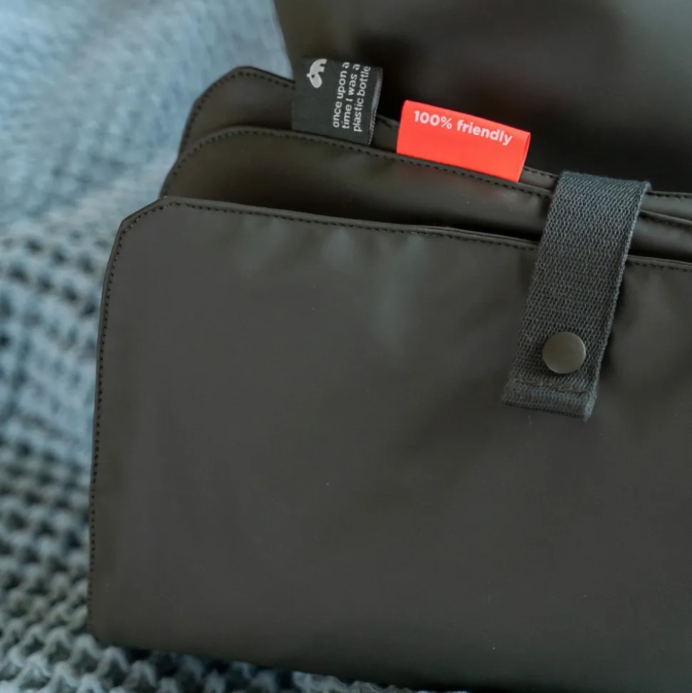 Sac à dos à langer noir