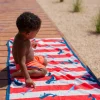 Serviette de plage coton 135 x 65 cm - baleine rouge