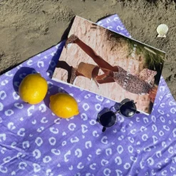 Serviette de plage coton 135 x 65 cm - léopard lila