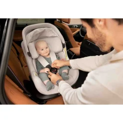 Siège-auto i-size pivotant pruu aire biscotti