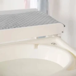 Table à langer avec baignoire baby pool et matelas à langer roba style gris