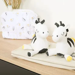 Trousse de toilette bébé pluche et pompon