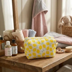Trousse de toilette citron